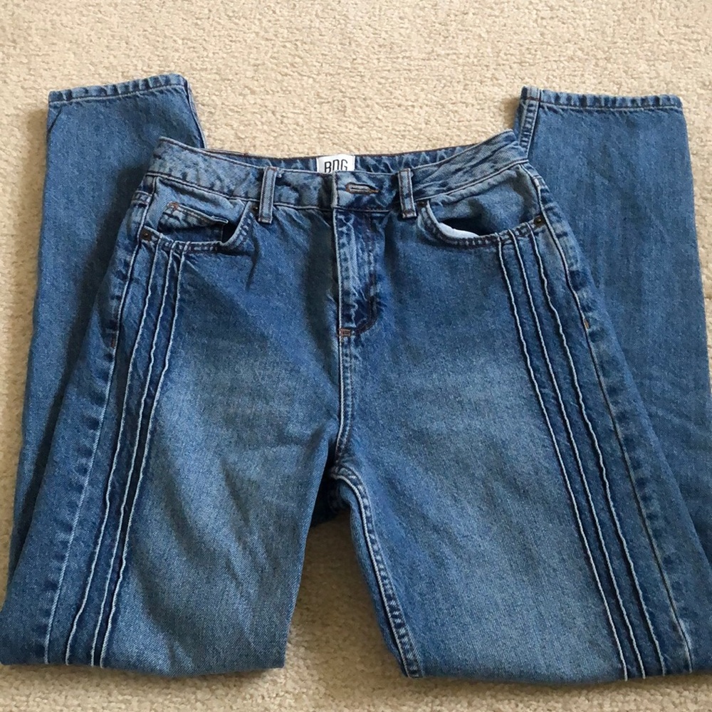 NWOT BDG Mom Pintuck High RiseJean - Size 26